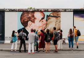Examining Cultural Impact of Street Art
